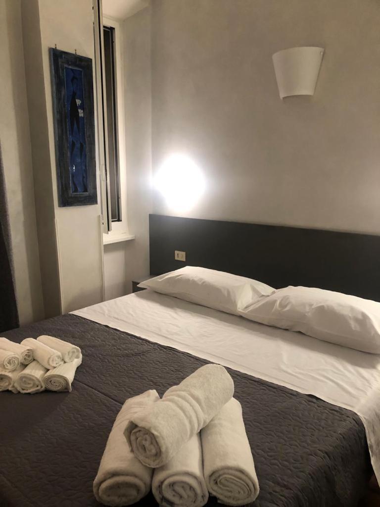 Alma Rooms Appia ローマ エクステリア 写真