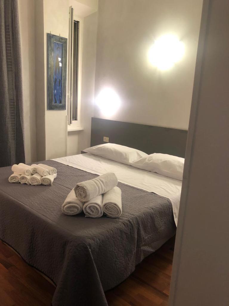 Alma Rooms Appia ローマ エクステリア 写真